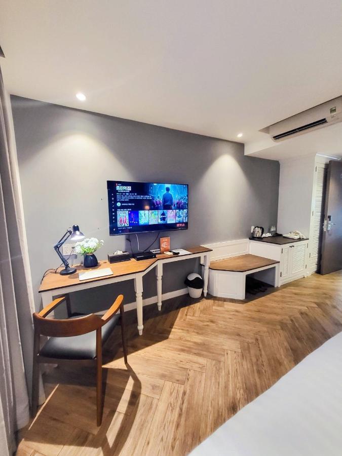 Thao Trang Laluxe Hotel Saigon Ho Chi Minh City Bagian luar foto