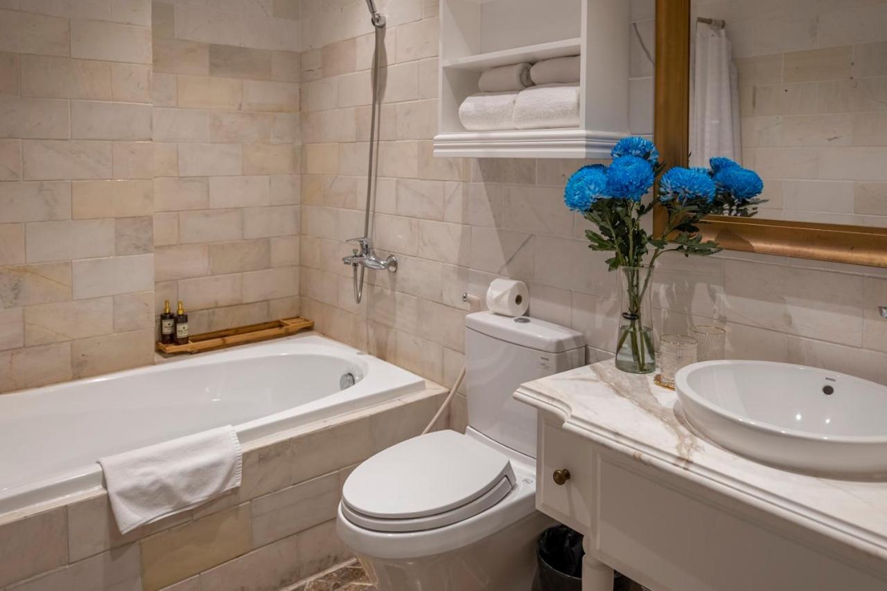 Thao Trang Laluxe Hotel Saigon Ho Chi Minh City Bagian luar foto